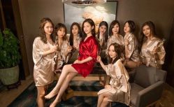 点击看大图 -挪娅婚纱摄影皇家会所