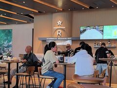 -星巴克臻选(上海合生汇1F店)