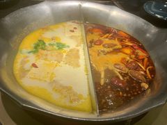 双拼锅-湊湊火锅·茶憩(打浦桥日月光店)