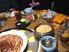 -三人行骨头王火锅(长寿店)