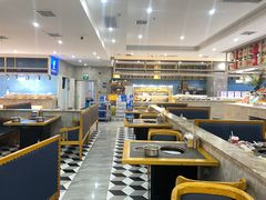 -锤头鲨毛肚海鲜烤肉自助餐厅(国购广场店)