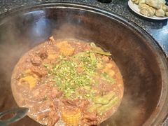 -高家小院铁锅炖大鹅(哈西高铁站店)
