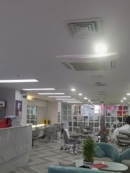 -米娜护肤造型