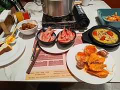 -金马门国际美食百汇(珞喻路店)