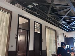 -煲王粤菜餐厅(中侨中心店)