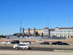 -阿芙乐尔号巡洋舰