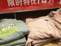 -优衣库(天津鲁能城购物中心店)