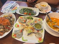 -Dang restaurant (patong phuket)
