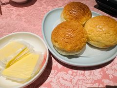 酥皮一口菠萝包-囍凤楼·粤菜·点心·火锅(温特莱店)