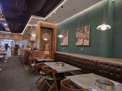 -胡须佬鸡煲四季火锅店(石厦西村直营店)