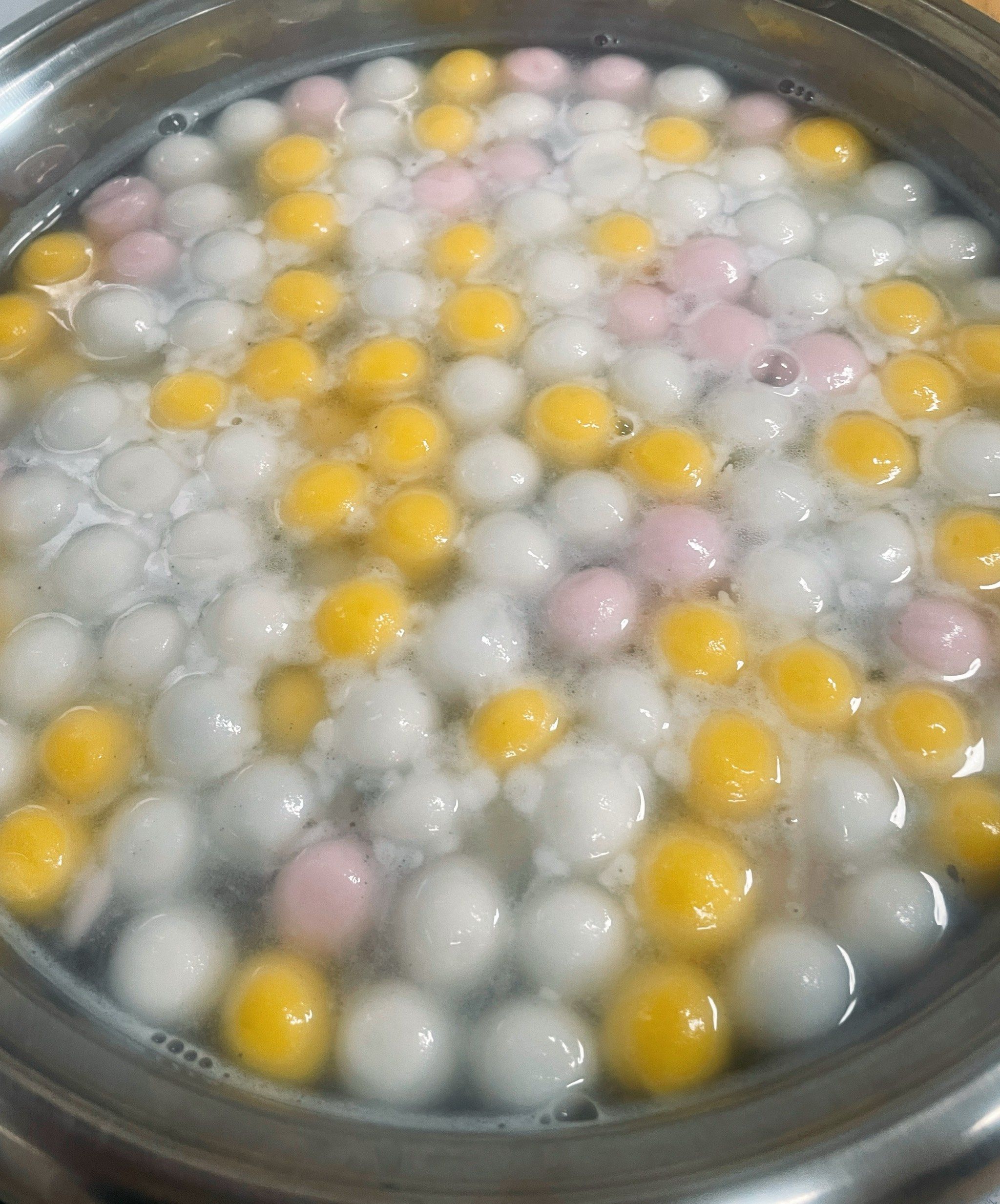 煮一大锅小汤圆!