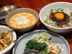 -SHAN山(前滩太古里店)