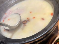 -乔街深夜食堂·小龙虾·高压锅生蚝(杭州总店)