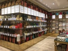 -VENCHI 闻绮(北京国贸商城店)