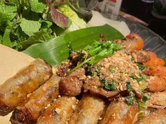 -大头虾越式风味餐厅(光明广场店)