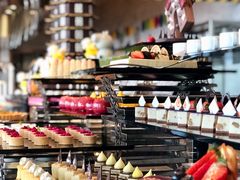 -万达文华酒店·48F云端窗景美食汇自助餐厅