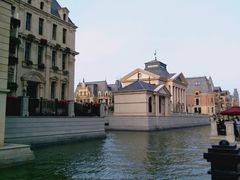 -东港音乐喷泉广场