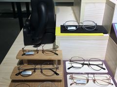 -Trend1881视光·蔡司视觉(领展广场店)