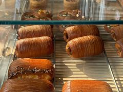 -VERIE BAKEHOUSE