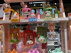 -泡泡玛特POPMART(上海环球港店)