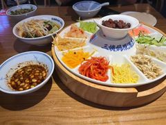 -怪噜范·老贵阳街头名小吃(世纪金源旗舰店)