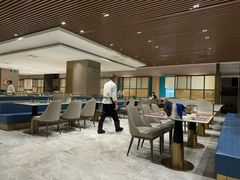 -金马门国际美食百汇(珞喻路店)