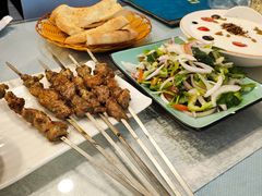 -马尔龙新疆饭店·清真(瑞景店)