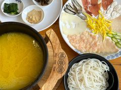 -桥香园过桥米线(国贸店)