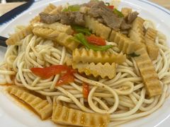 -伊鼎牛肉面(潍坊路店)