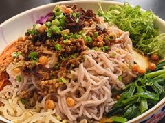 -桥边小楼·手工云南菜·古城观景小楼