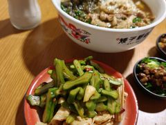 -矮子粉店1985·长沙米粉(湘春路店)