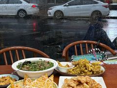 -东北风味思缘食府(对湖路店)