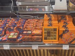 -VENCHI 闻绮(上海佛罗伦萨小镇店)