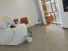 -聚云奢二手奢侈品黄金手表包包回收·中古店(中福城店)