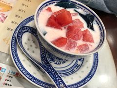 -广信牛奶甜品世家(台东店)