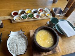 山珍海味过桥米线-丽江金茂璞修雪山酒店-雪景阁餐厅