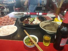 -重庆三峡火锅城(梅林店)
