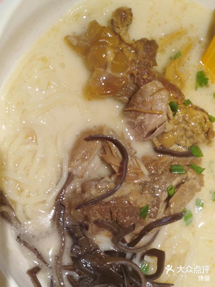 大骨熬汤50年