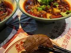 -耙吉吉川味小酒馆(本地人回头店)