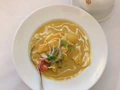 Yellow Curry-Thai Pothong Restaurant