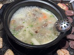 -有一锅·野生菌黑山羊腊排骨火锅(古城北门店)
