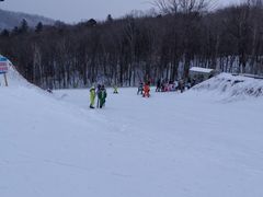 -亚布力新体委滑雪场