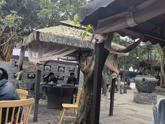 -土砂锅生态山庄·非遗砂锅雅鱼
