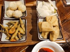 -霄汉牛三鲜湖北砂锅菜(万松园2店)