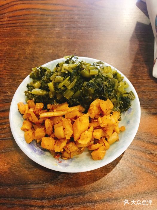 柒号牛肉面-咸菜-菜-咸菜图片-上海美食-大众点评网