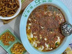 -莲花石酸菜鱼(临海远洲路店)