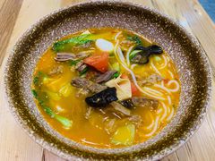 -蒙自源过桥米线(红谷滩万达店)