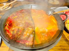 鸳鸯锅红汤配番茄锅-萍姐火锅·公路夜市(武汉首店)