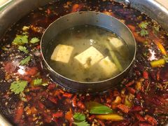 -蛙两只美蛙鱼头火锅(恒茂店)