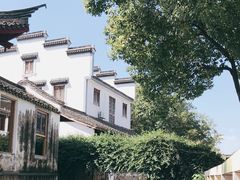 -丝绸小镇荻港古村